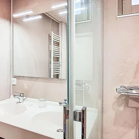 Le Pramecou - Val Claret-3 By Interhome